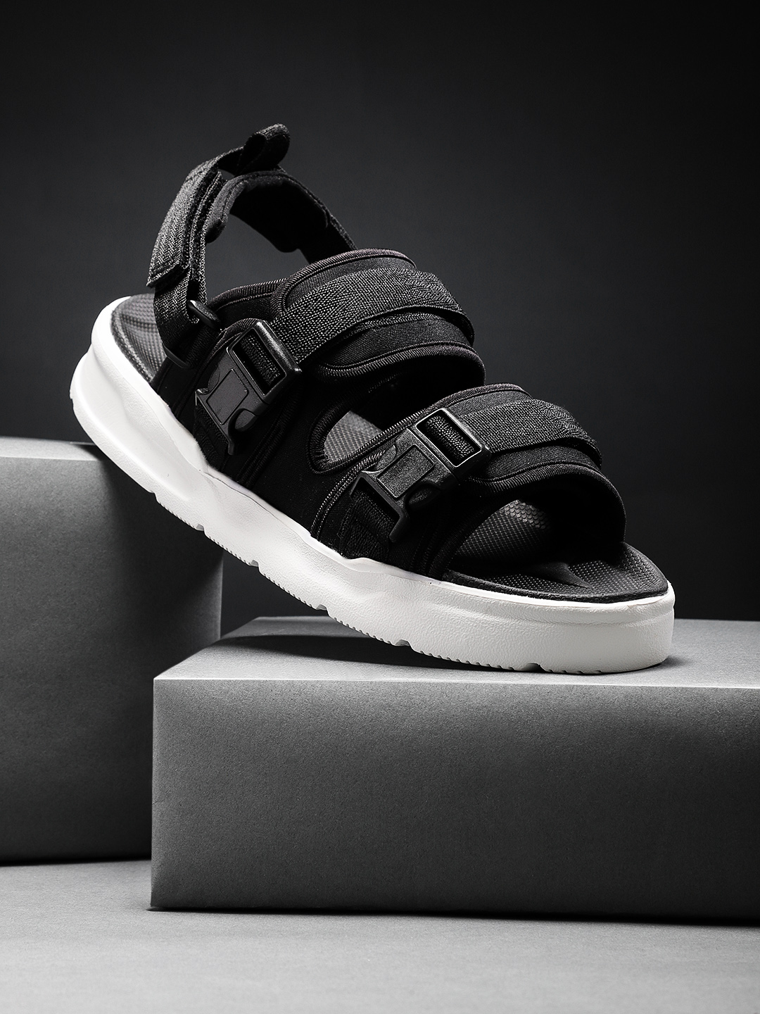 hrx sandals online